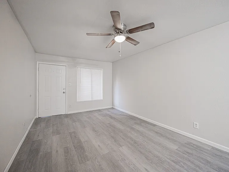 2338 E Broadway Rd, Mesa Az — Photo 6