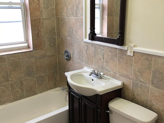5th image of 40 Lenox Ave APT 105