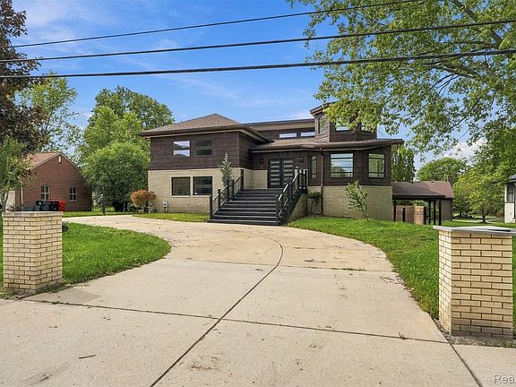 3rd image of 27507 Bell Rd