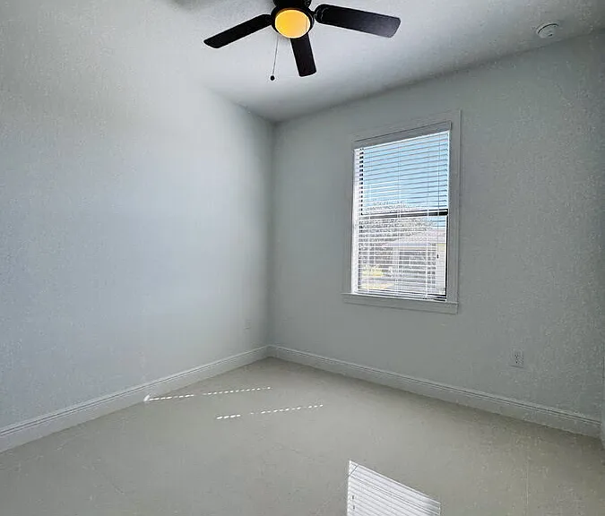 3948 20th St W — Photo 21