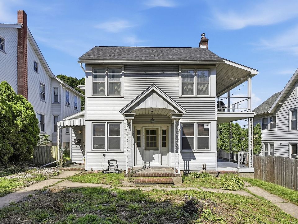 1st image of 1210 Main St #3