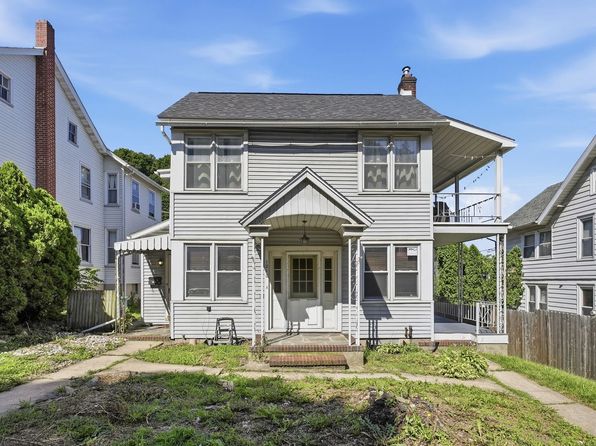 1210 Main St #1