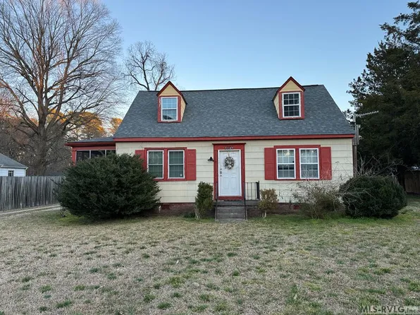 2148 Skippers Rd, Emporia, VA 23847