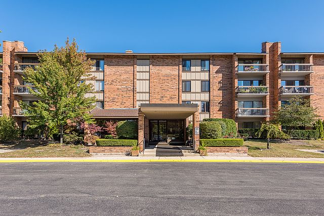 1st image of 201 Lake Hinsdale Dr APT 310