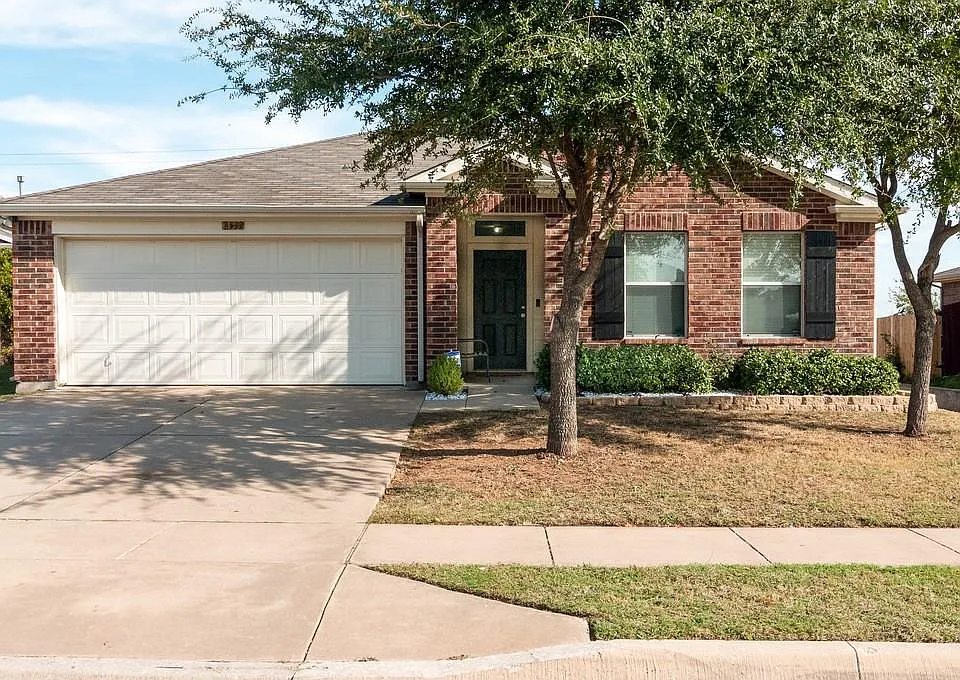 8532 Minturn Dr
