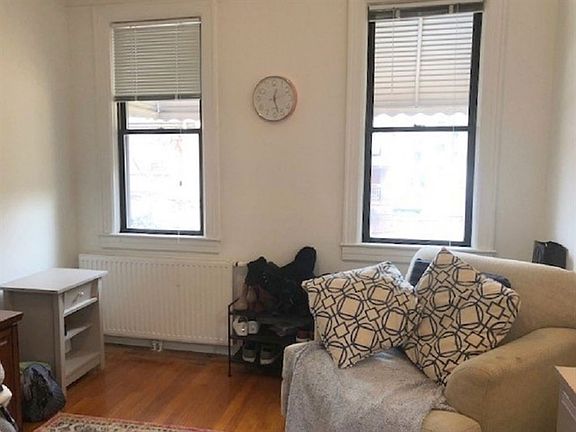 2nd image of 2137 32nd St #2