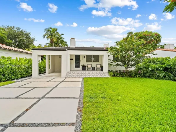 829 Granada Groves Ct, Coral Gables, FL 33134