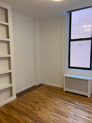 Rented by City Connections Realty | media 6