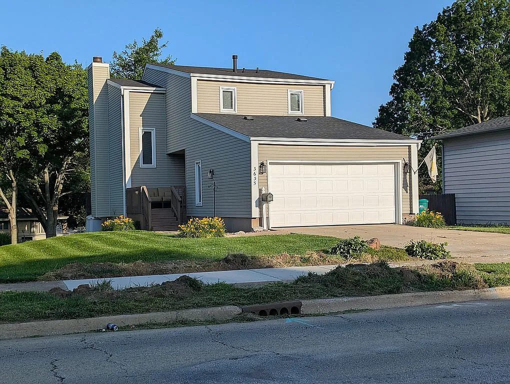 3635 N Macarthur Rd photo 1