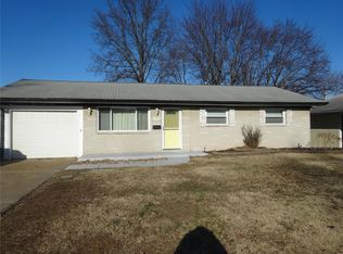 1525 Miller Dr, Florissant, MO 63031