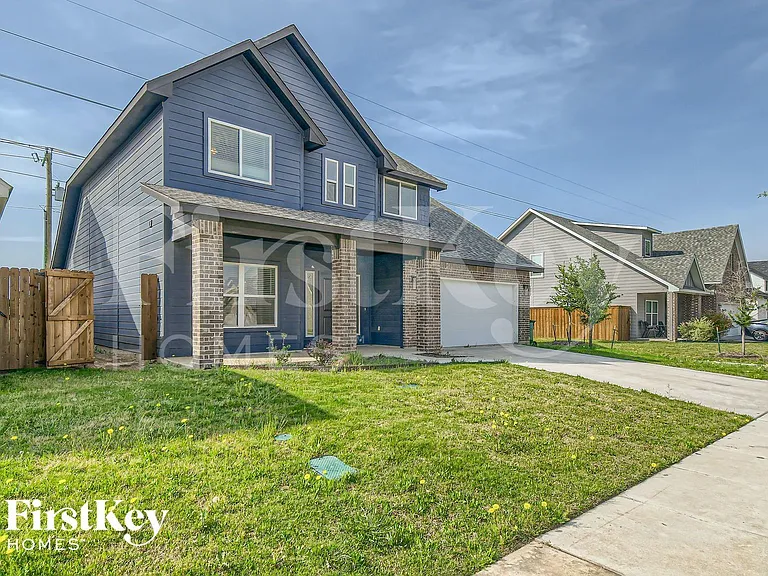 7360 Parkside Place Dr — Photo 2