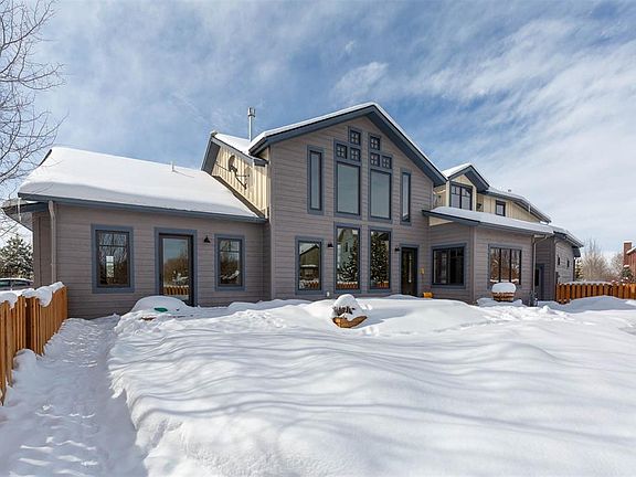 3rd image of 344 Annie Glade Dr
