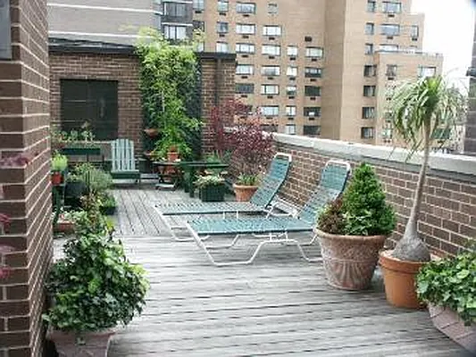 Rented by Corcoran | media 22