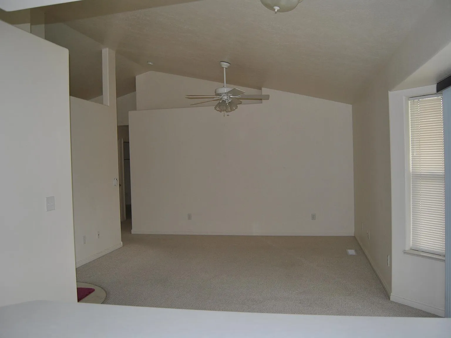 2 bed, 1126 sqft, $1,375 — Photo 4