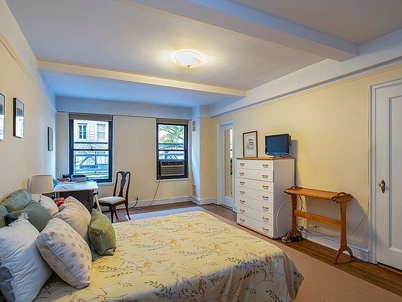 4th image of 400 W End Ave APT 2C