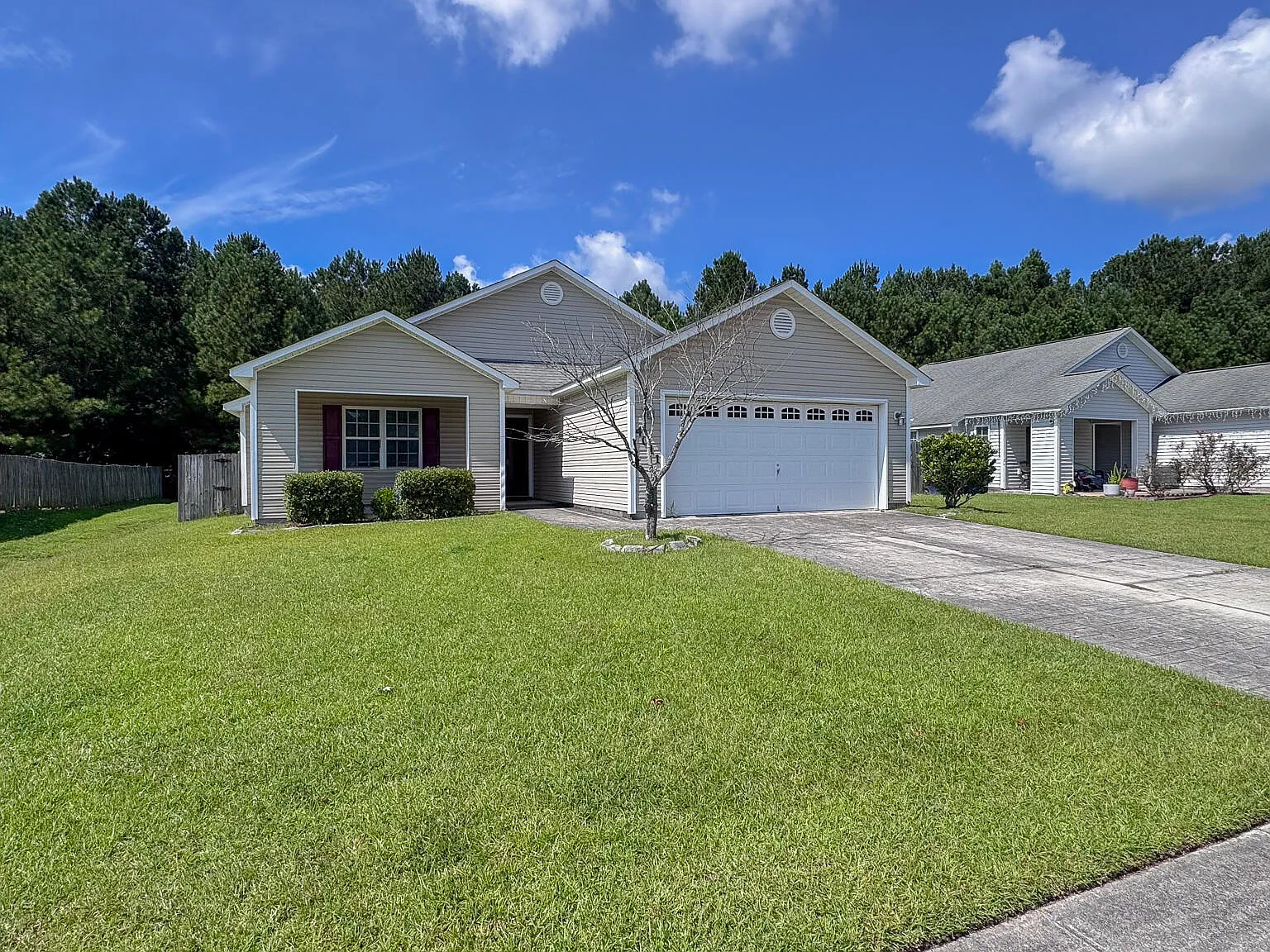 3 bed, 2.0 bath, 1275 sqft, $1,850 — Photo 3