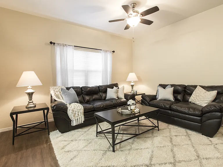 500 S Yarbrough Dr — Photo 18