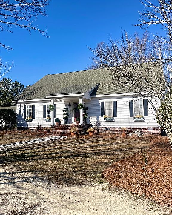 1st image of 118 Fipps Ln