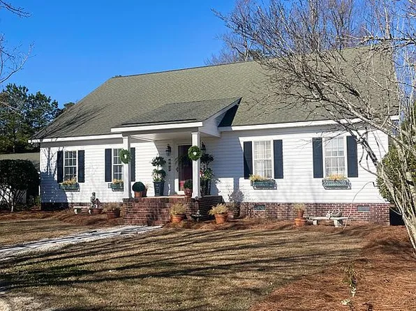 118 Fipps Ln, Tabor City, NC 28463