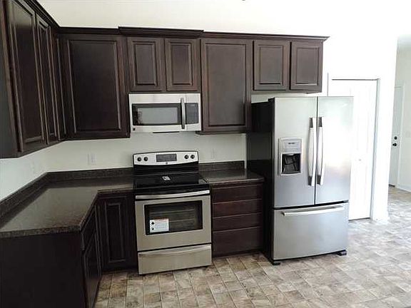 4th image of 1094 Dehayville Dr