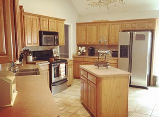 421 Park Meadows Dr, Crowley, TX 76036