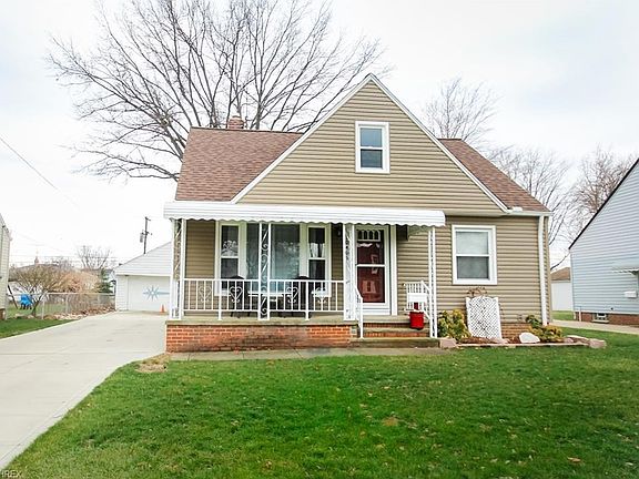 2nd image of 30404 Fern Dr