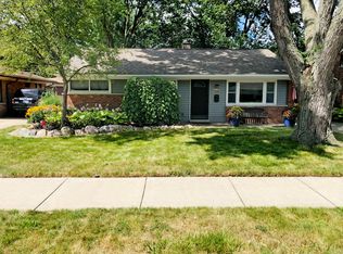 115 Essex St, Clawson, MI 48017