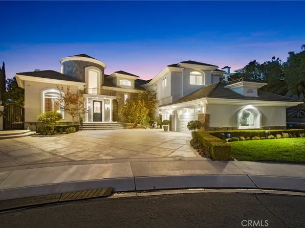 2 Moss Lndg, Laguna Niguel, CA 92677