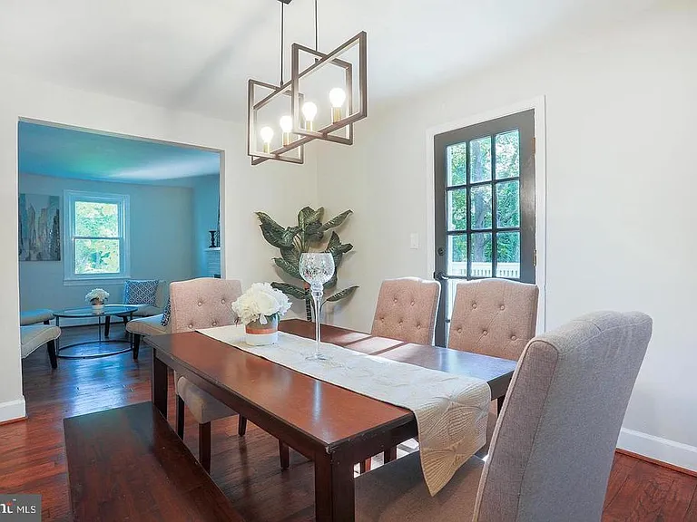 8511 Potomac Ave — Photo 8