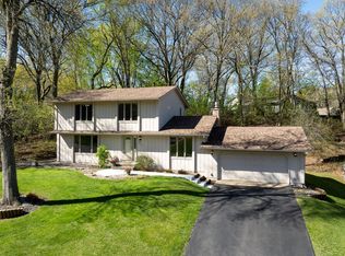 13708 Oakland Dr, Burnsville, MN 55337