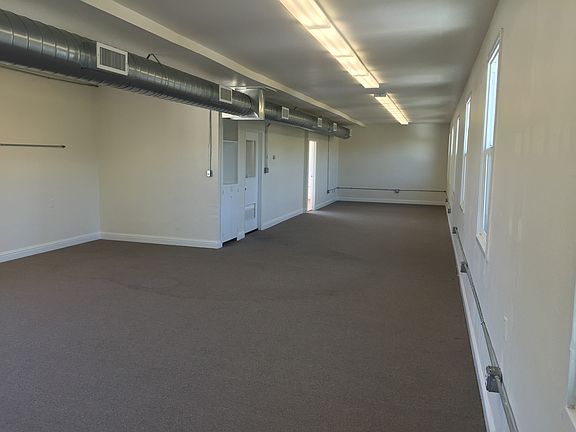 4th image of 435 Valley View Rd Unit 200