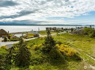 3825 S Oceanside Drive, Greenbank, WA