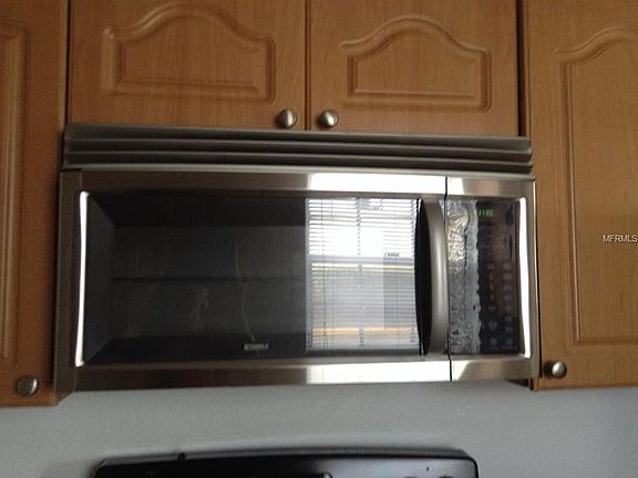 5th image of 200 Country Club Dr APT 205