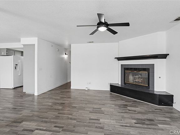 3rd image of 512 S Elm St