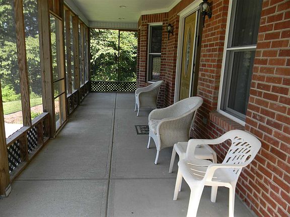 4th image of 1128 W Thornridge Way