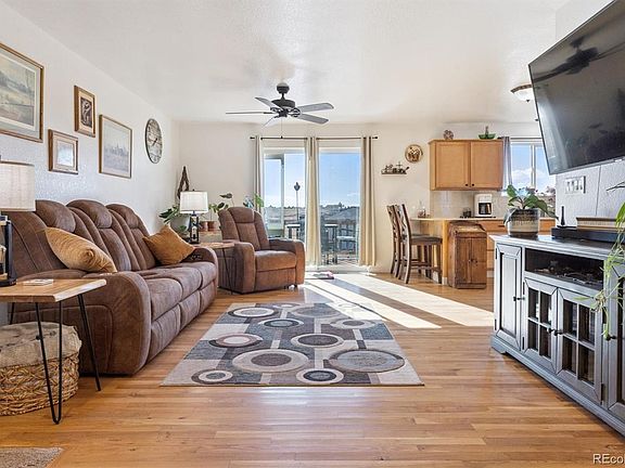 3rd image of 6680 Circle Hill Circle