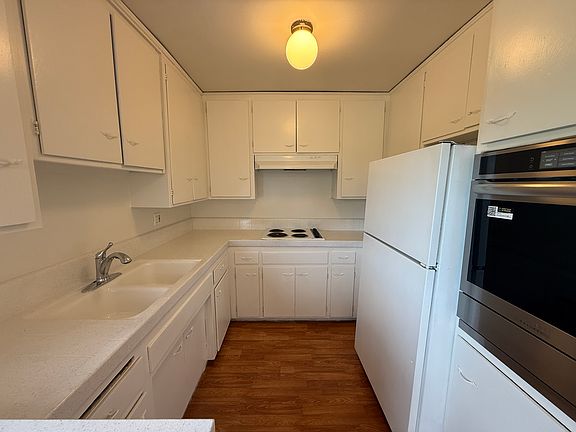 4th image of 6535 Fulton Ave APT 205
