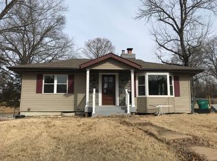 1078 Lake Dr, Arnold, MO 63010
