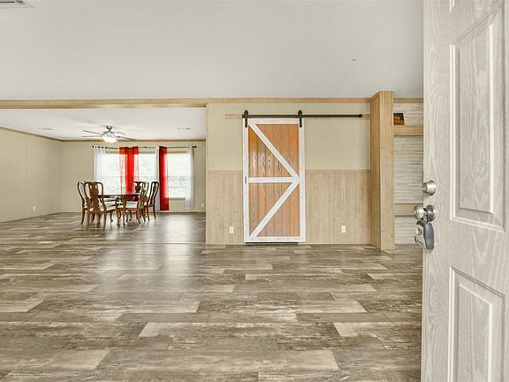 4th image of 1566 County Road 610 #F