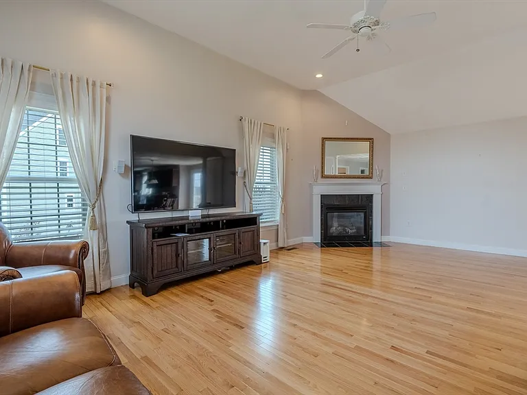 9 Kettle Way — Photo 3
