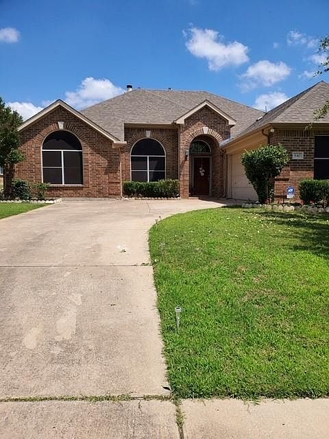 1st image of 640 Campolina Dr