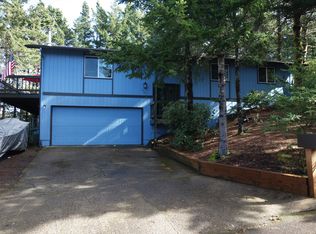 1450 Mulberry Ln, Florence, OR 97439