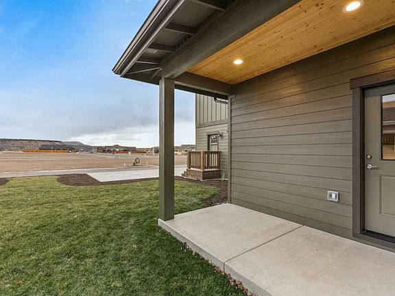 3rd image of LOT 62 NE Discovery Loop