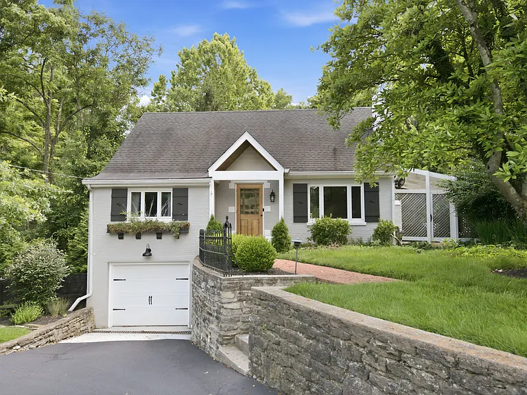 7767 Shawnee Run Rd — Photo 1