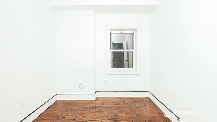 Rented by Nooklyn NYC LLC | media 8