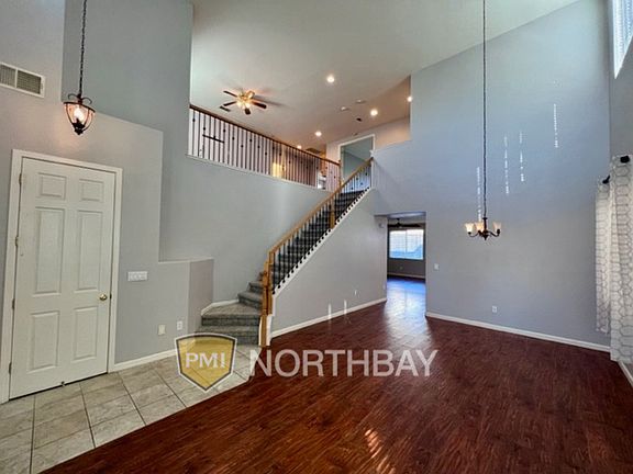 2nd image of 5089 Lockie Ln
