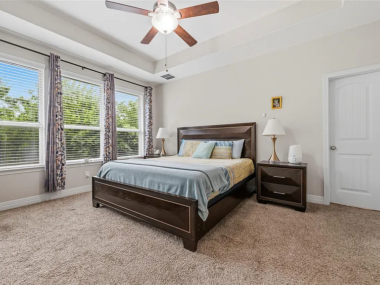 3013 Chalice Well Dr — Photo 25