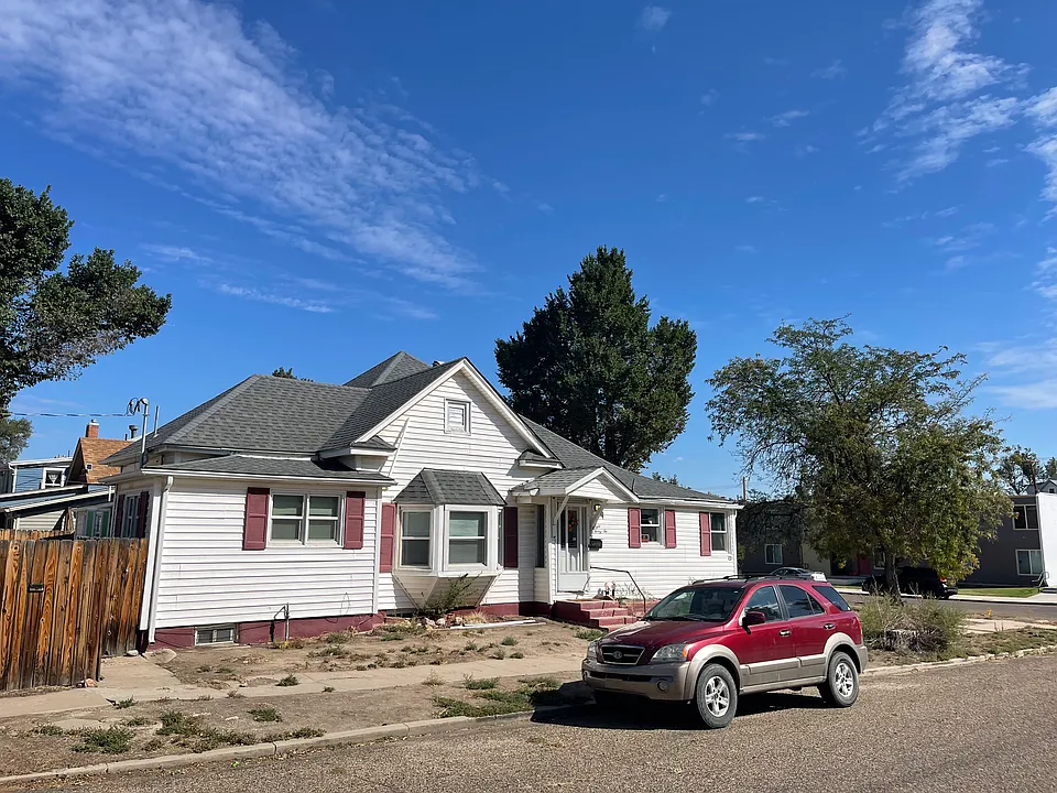 822 Santa Fe Ave #1