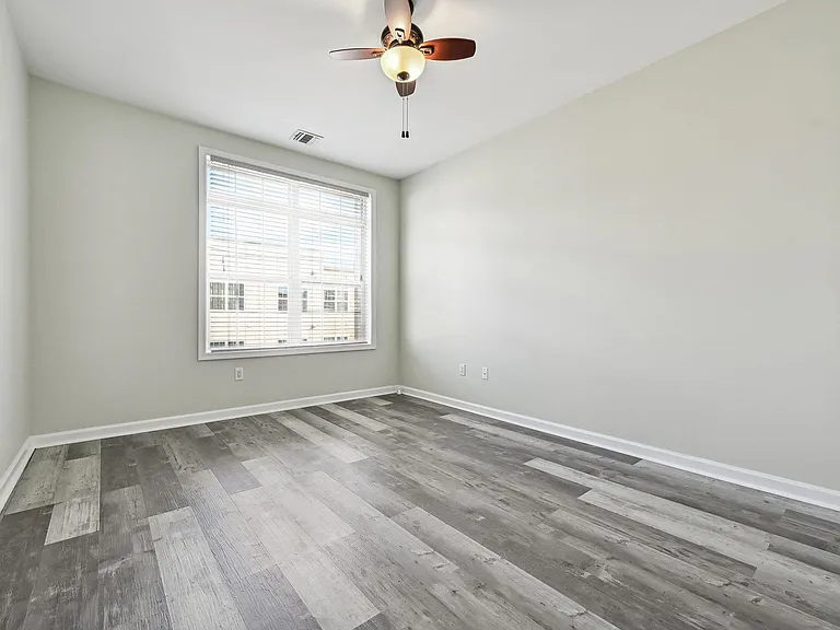5808 Washington St #507 — Photo 9