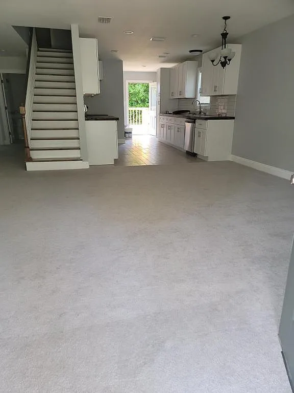 2454 Taylor Ave — Photo 4